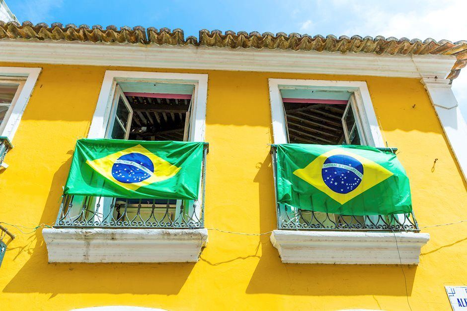 Brazil President calls to end USD trade dominance as BRICS add new nations to expedite de-dollarization