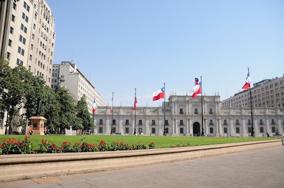 El Peso chileno se aprecia ante caída del Dólar estadounidense