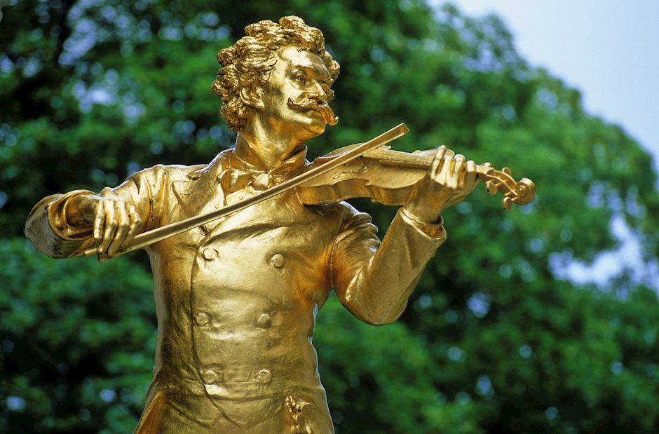 Austrian Finance Minister: Some EU virus aid can be handouts