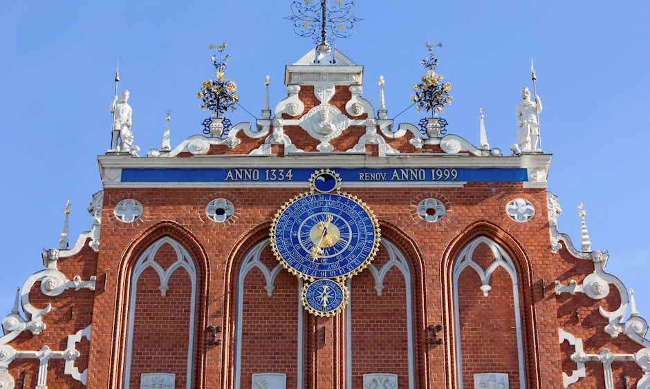 The Euro and Australian Dollar take out January lows to start the new month