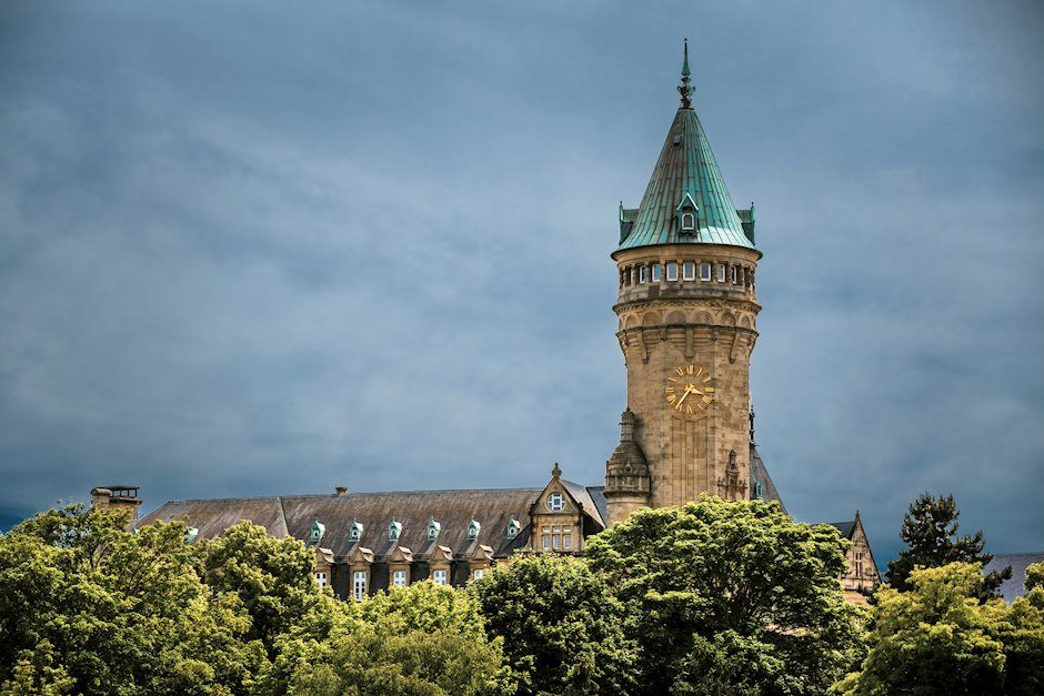 China's Shenzhen eases home purchase curbs to unleash demand