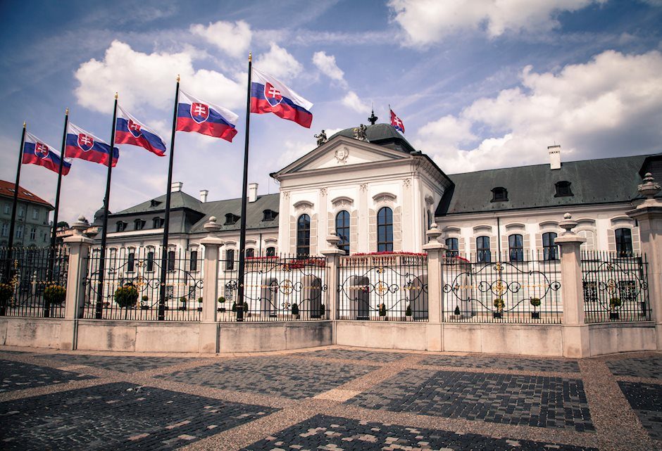 Economic catastrophe likely for US and Europe?