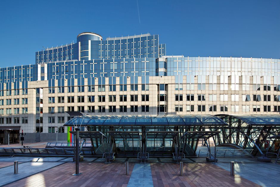 Smart wearables and jewelry is the new frontier of the trillion-dollar wellness market