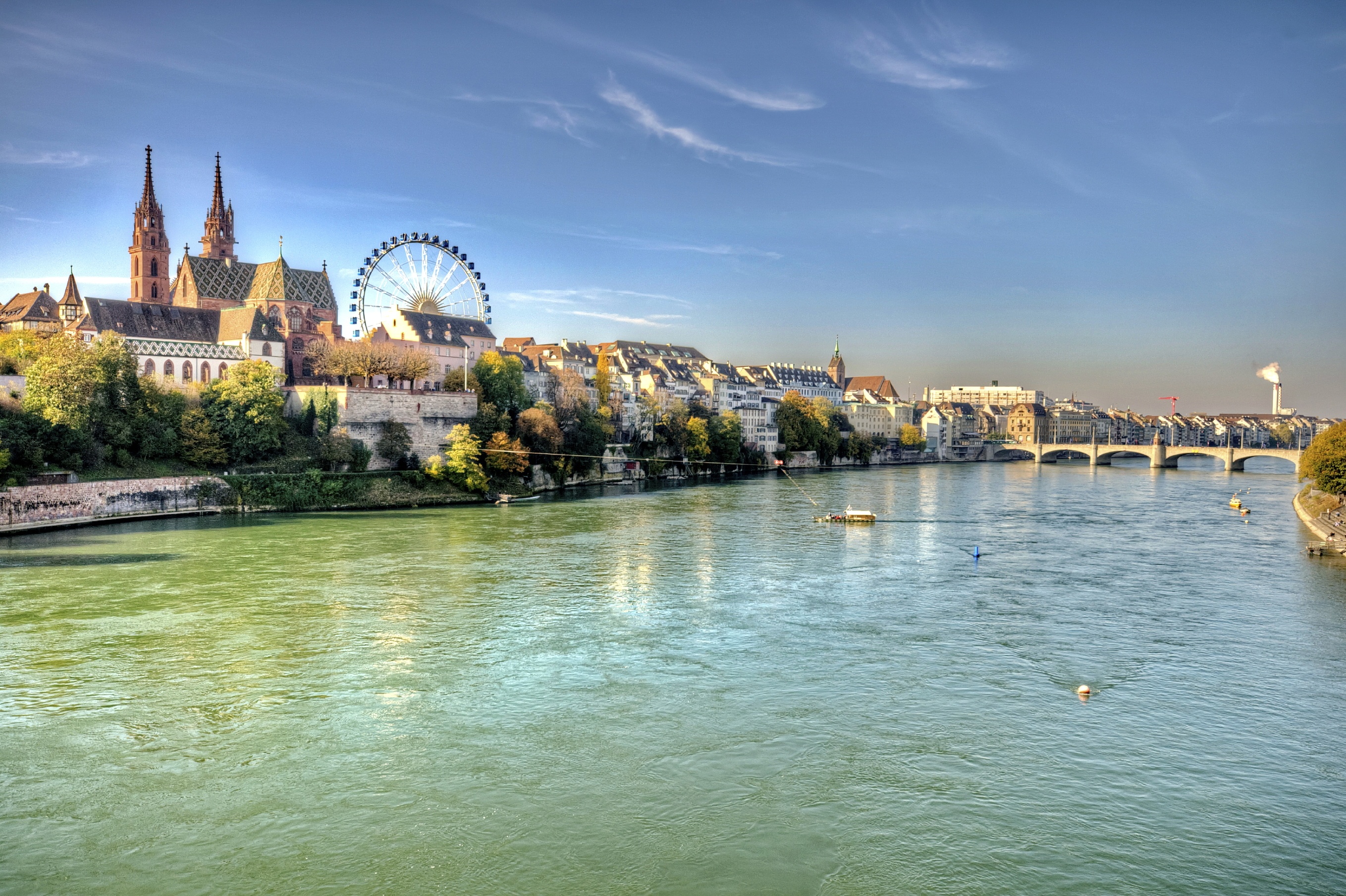 Swiss Franc Pairs: CHF strengthens against Euro, USD on Monday
