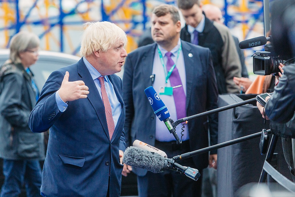 Brexit: Johnson dice que no cree que la UE negocie de buena fe