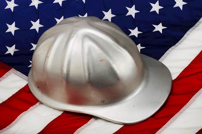 US citizens that applied for unemployment insurance benefits increased by 233K in the week ending June 22 according to the US Department of Labor (DoL) on Thursday. 