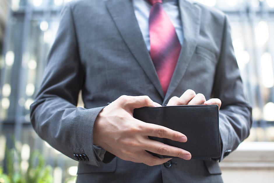 China: Credit growth slows further, tensions over Taiwan grow