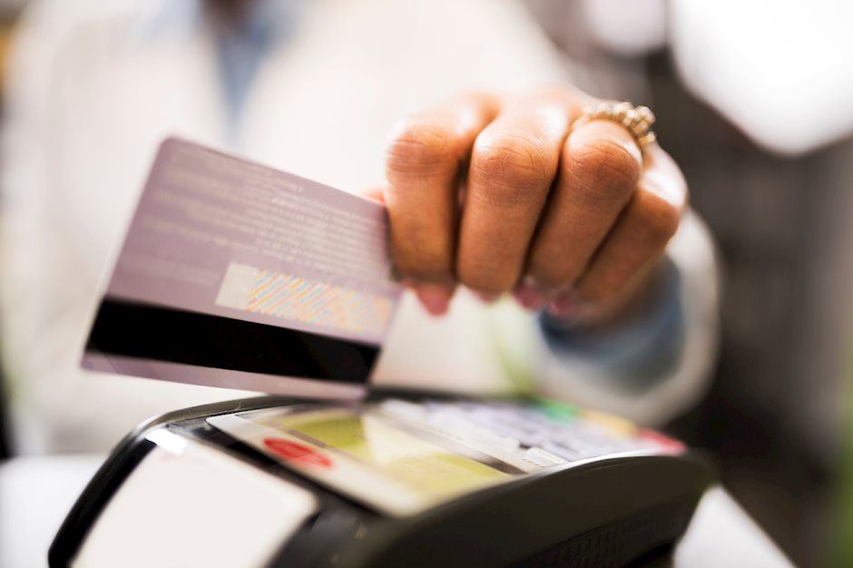 Visa sinks more than 5% on pending DOJ antitrust lawsuit