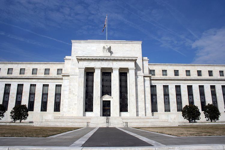 Бостик из ФРС: экономика по-прежнему имеет большой импульс, инфляция слишком высока