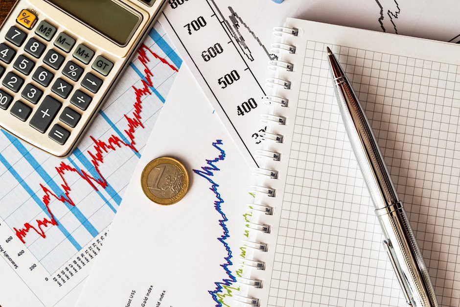 Forex Hoy: La demanda de bonos hace caer el dólar, los datos de inflación y el coronavirus en foco