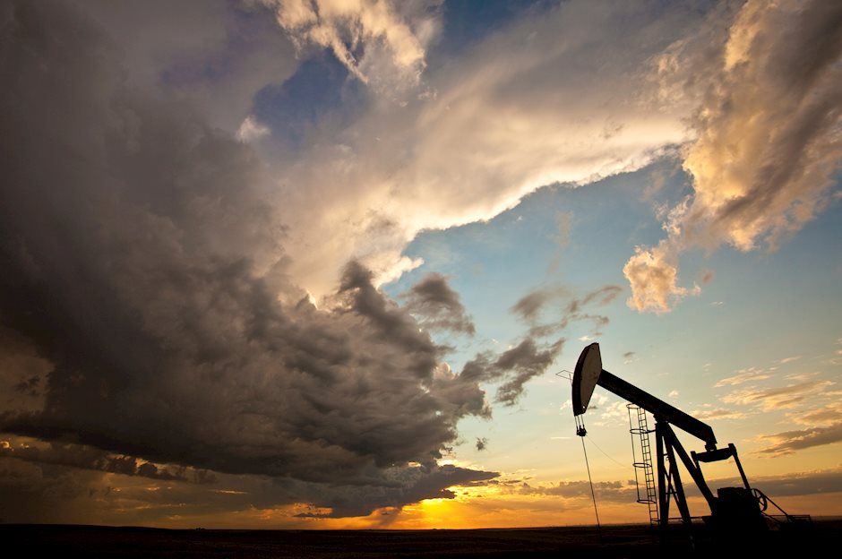 Crude Oil slumps on risk aversion, WTI tests $81 per barrel