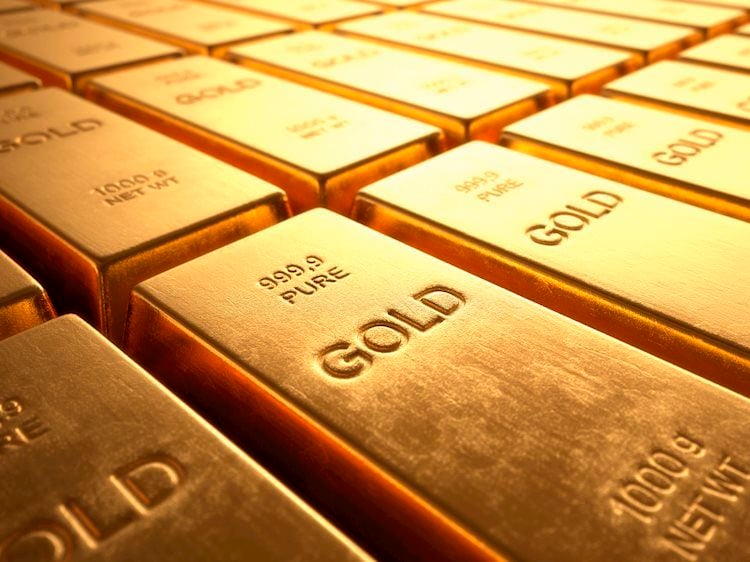 Gold price stands tall near record high, bulls not ready to give up amid geopolitical risks