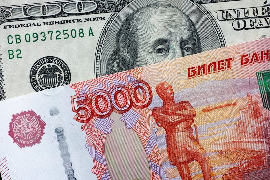 USD/RUB bulls struggle around 136.00 ahead of Russia-Ukraine peace talks