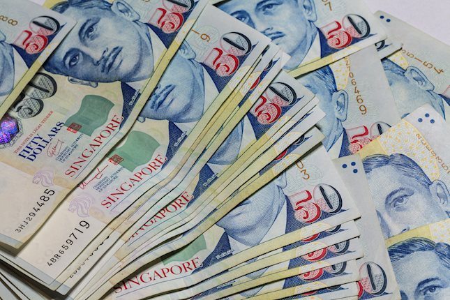 The US Dollar (USD) is likely to consolidate in a range between 1.3490 and 1.3520. 