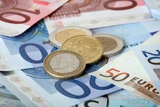 EUR/USD Forecast: Euro rises at a slow pace, finds resistance near 1.0850