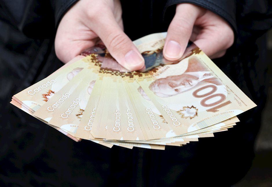 USD/CAD cae por debajo de la DMA de 200 mientras los vendedores observan el nivel 1.2400