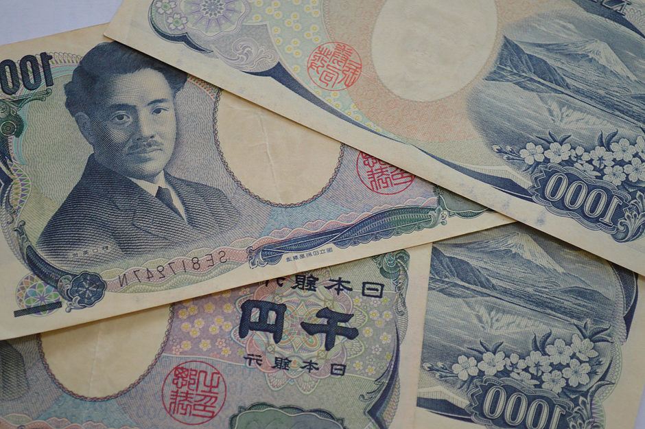 USD/JPY consolidates below 154.00 in Japan's holiday-truncated week