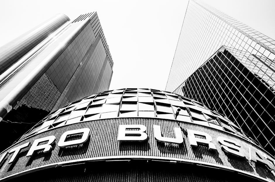 La Bolsa Mexicana cotiza al alza impulsada por Genomma Lab y Gentera