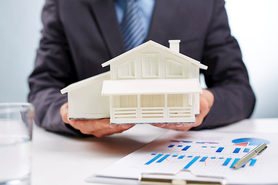 EE.UU.: Las ventas de viviendas existentes crecen un 14.5% en febrero, su primera subida en más de un año