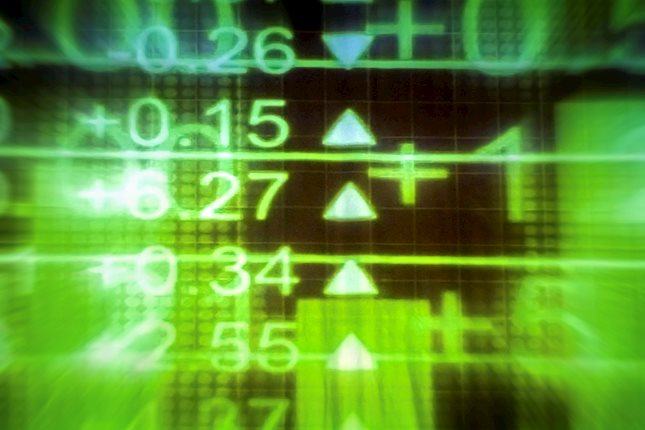 美元（USD）净多头头寸增加。荷兰合作银行高级外汇策略师简-福里（Jane Foley）指出，在多头头寸增加的推动下，欧元（EUR）净多头头寸激增，英镑（GBP）净多头头寸连续第三周大幅增加。