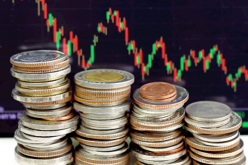 Meta Platforms Stock News: META closes nearly 4% lower as NASDAQ sinks to five-month low